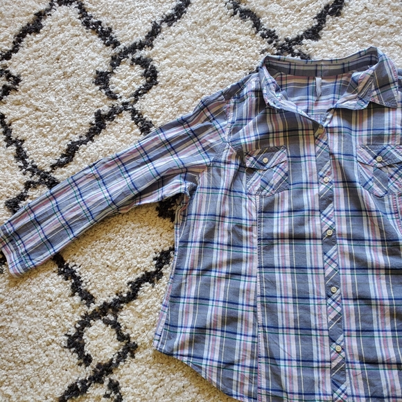 Old Navy Shirt - Picture 2 of 5